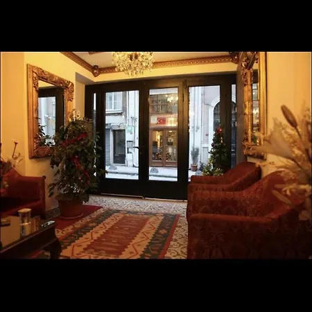 Borancik Suit Hotel *